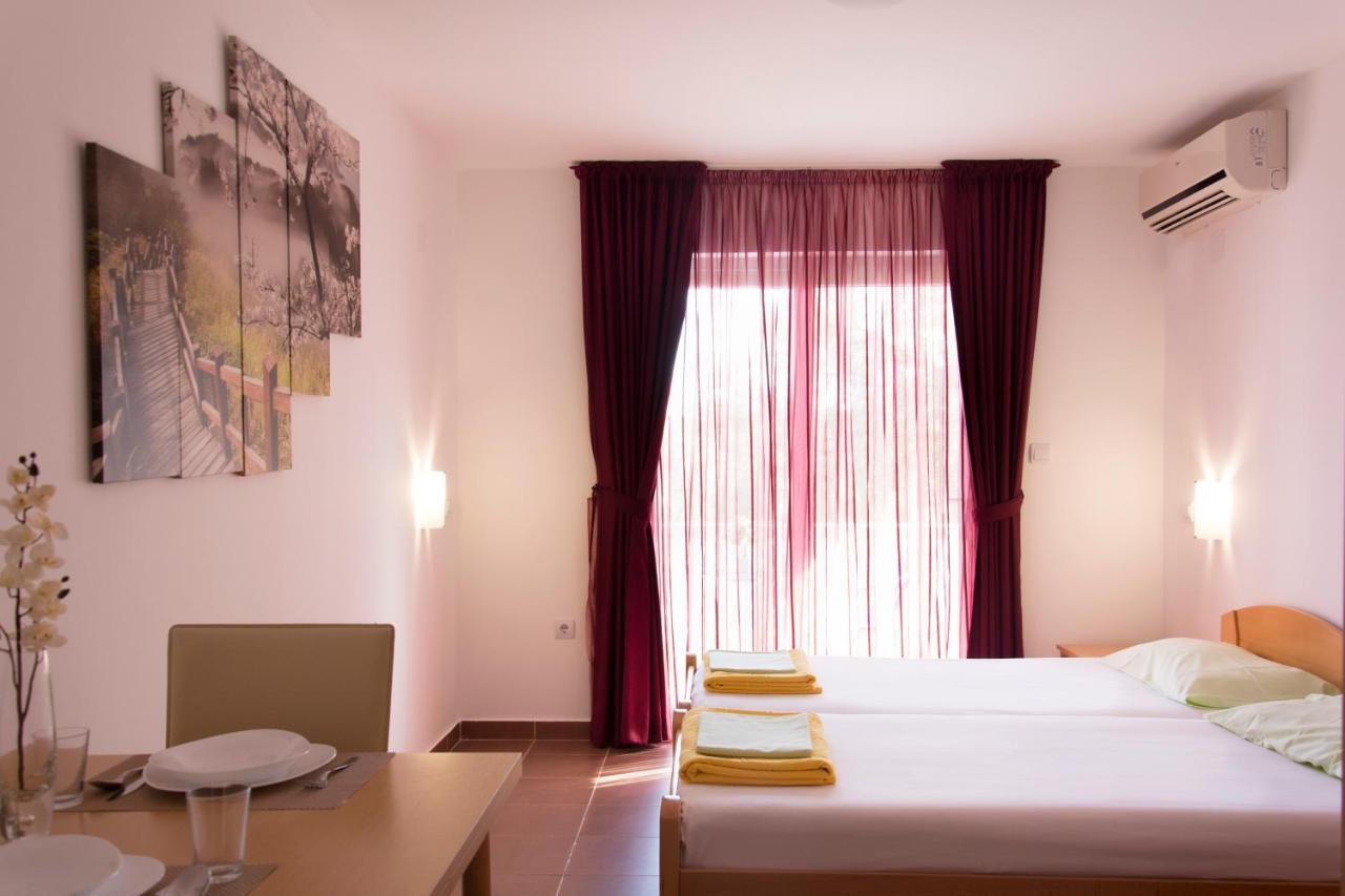 Apartments Durovic Petrovac 외부 사진